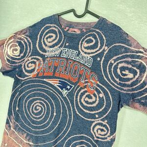 New England Patriots Vintage Style NFL XL T Shirt NFL Brand Swirl See Flaw‎